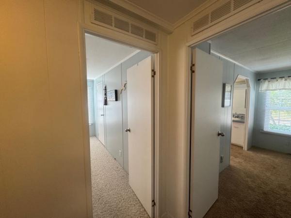 1986 Manufactured Home