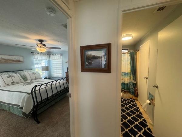 1986 Manufactured Home