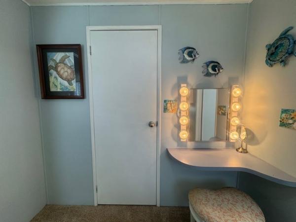 1986 Manufactured Home