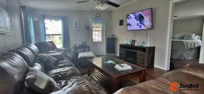 Photo 5 of 32 of home located at 5926 SW 60th Place Ocala, FL 34474
