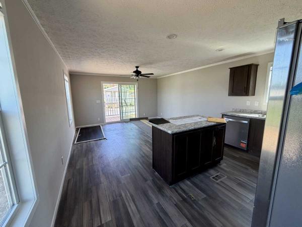 2027 Champion Lake Manor Mobile Home