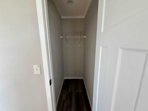 2027 Champion Lake Manor Mobile Home