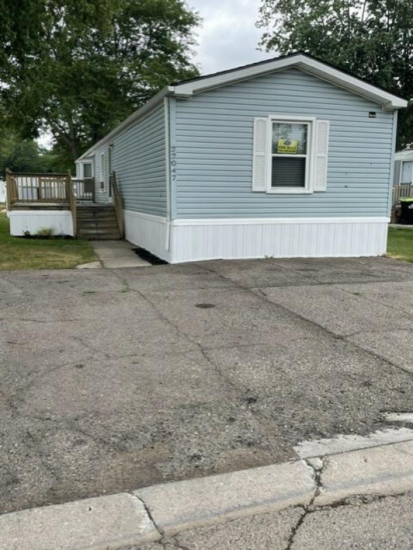 1992 Holly Park Mobile Home For Sale