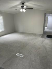 1992 Holly Park Manufactured Home