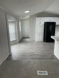 1992 Holly Park Manufactured Home