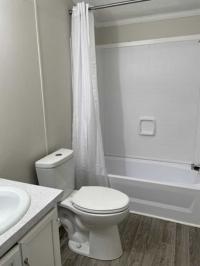 1992 Holly Park Manufactured Home
