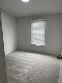 1992 Holly Park Manufactured Home