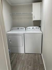1992 Holly Park Manufactured Home