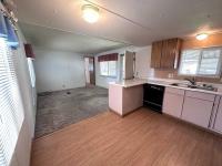 1972 KAUFMAN AND BROAD BILTMORE Manufactured Home