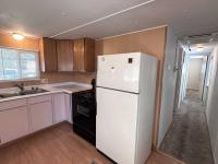 1972 KAUFMAN AND BROAD BILTMORE Manufactured Home