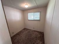 1972 KAUFMAN AND BROAD BILTMORE Manufactured Home