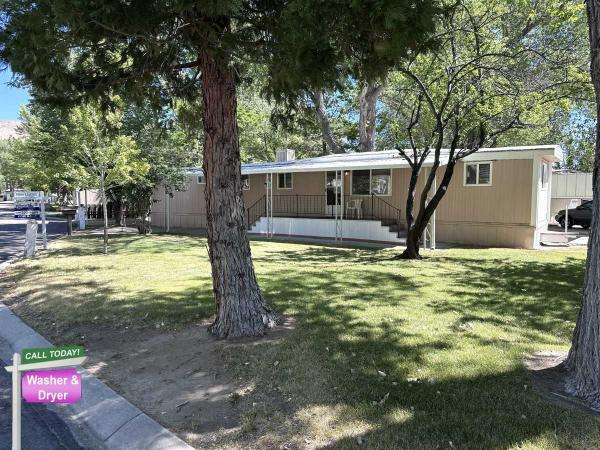 1972 KAUFMAN AND BROAD Mobile Home For Sale