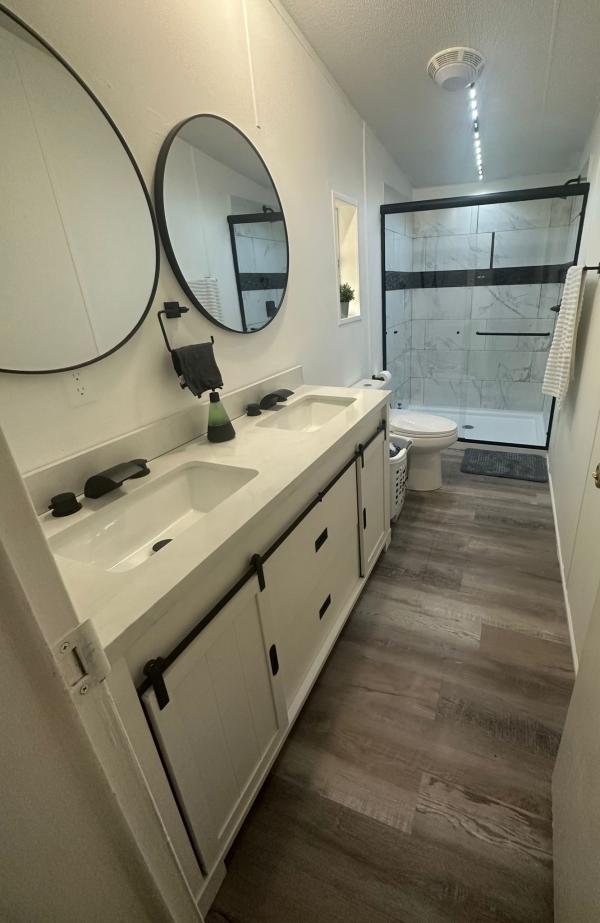 2002 Skyline HS Mobile Home