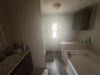 2019 Clayton Homes Inc Yes Mobile Home