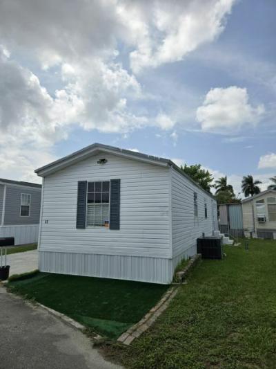 Mobile Home at 17350 SW 232nd St  Lot 41 Miami, FL 33170