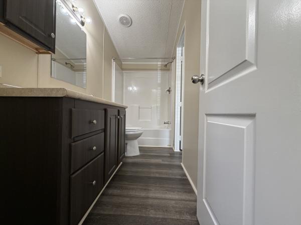 2017 Legacy Hosuing LTD  Home