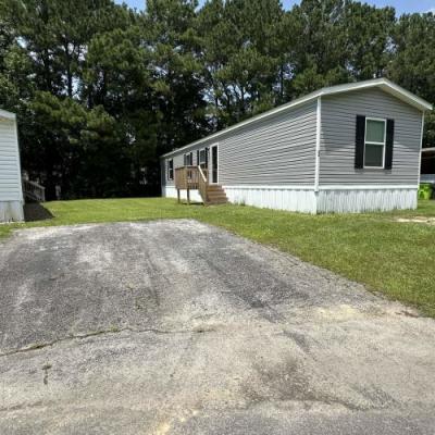 Mobile Home at 23 Autumn Place New Bern, NC 28562