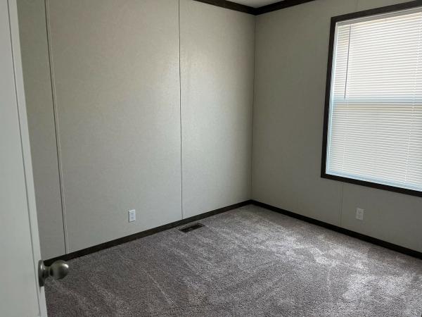 2023 Clayton 95PLH16602C Mobile Home