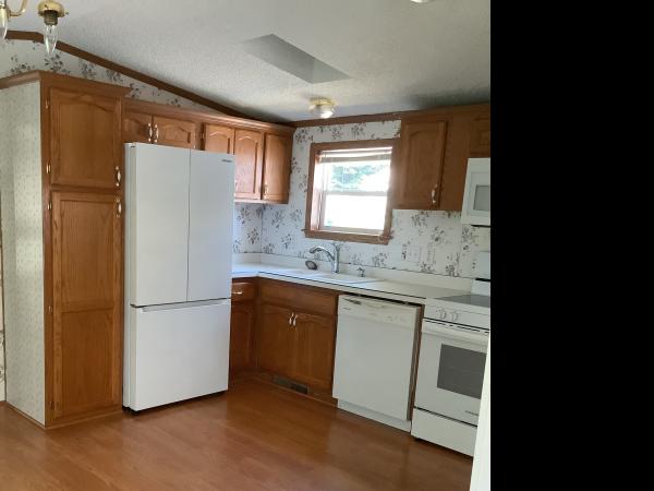 1997 Fortress 16 x 72 Mobile Home