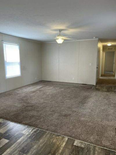 Photo 3 of 11 of home located at 22021 Verdun Dr, #301 Romulus, MI 48174