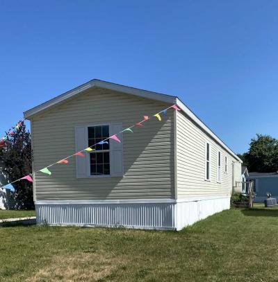 Photo 2 of 12 of home located at 4253 Deems St. #491 Milford, MI 48381