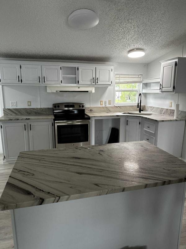 1997 COUN Mobile Home For Sale
