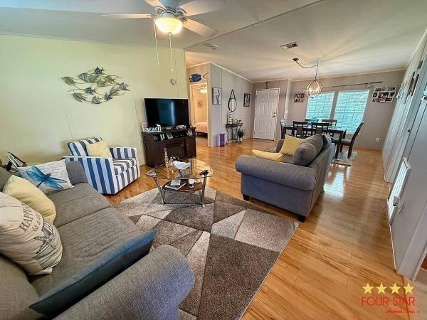 2000 WOOD  Home