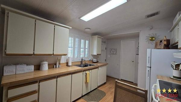 1984 PALM   Home