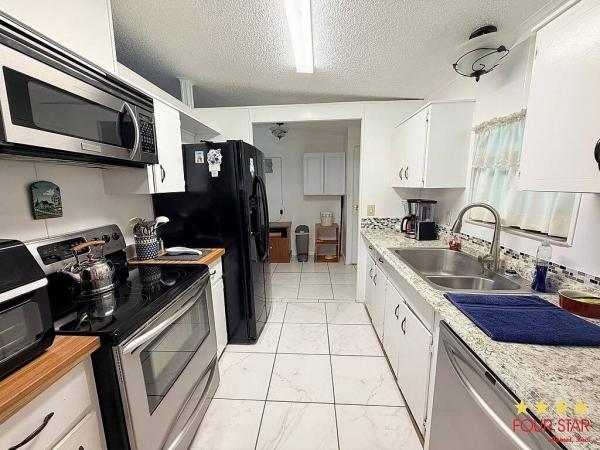1986 Twin  Home