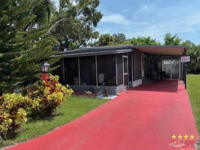 Mobile Home at 555 4th St Vero Beach, FL 32962