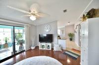 1990 Palm Harbor Manufactured Home