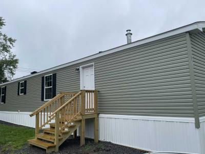 Photo 2 of 8 of home located at 67 Northrup Lane Farmington, NY 14425
