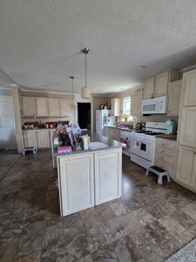 Photo 3 of 11 of home located at 2270 King St, #314 Wixom, MI 48393