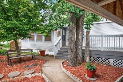 Photo 3 of 31 of home located at 2265 Red Pine Dr Cambridge, MN 55008