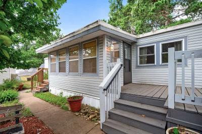 Photo 4 of 31 of home located at 2265 Red Pine Dr Cambridge, MN 55008