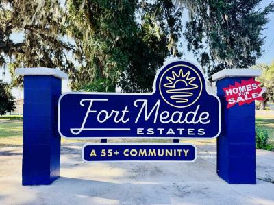 Photo 2 of 14 of home located at 1001 Illinois St Fort Meade, FL 33841