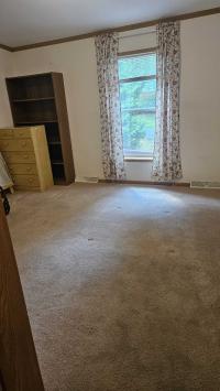 2001 Pine Grove Manufactured Home