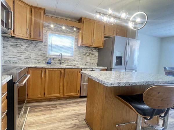 1988 Oxford Mobile Home