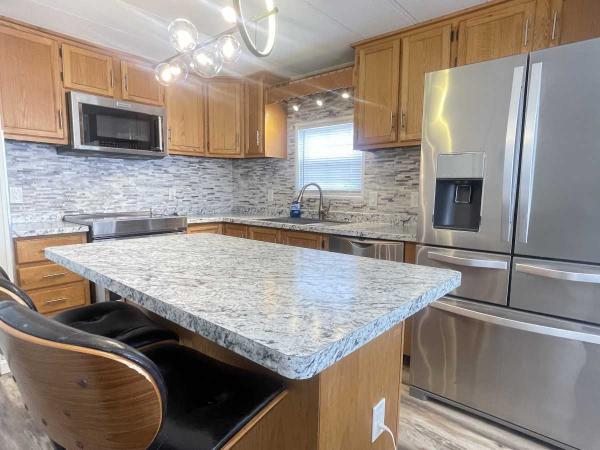 1988 Oxford Mobile Home