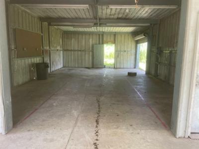 Mobile Home at 11085 Whispering Oaks Dr Denham Springs, LA 70726