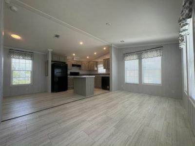 Photo 4 of 11 of home located at 12840 Seminole Blvd Lot 65 Largo, FL 33778
