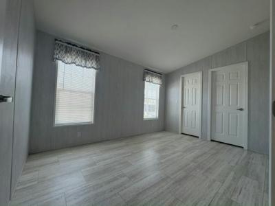 Photo 5 of 11 of home located at 12840 Seminole Blvd Lot 65 Largo, FL 33778