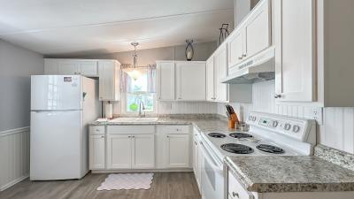 Photo 3 of 17 of home located at 706 Water Oak Blvd Lady Lake, FL 32159