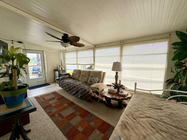 1985 ISLA Manufactured Home