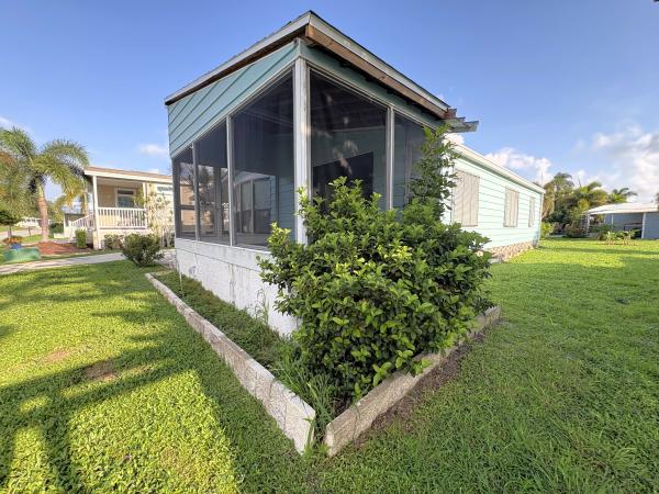 1985 SCHU Mobile Home