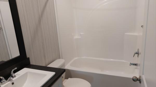 2026 Clayton 95PLH24563B Mobile Home