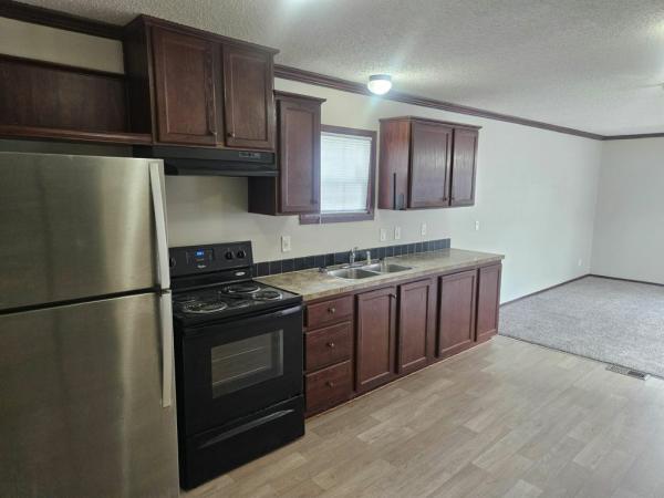 2016 Adventure Mojave Model 6421A Manufactured Home