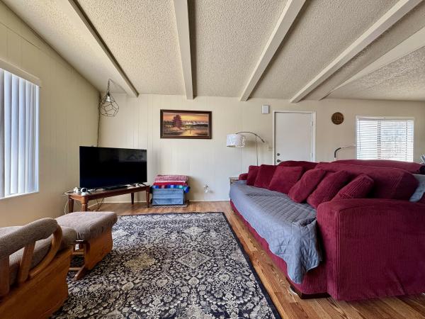 1983 SUNNYBROOK SB561A8 Mobile Home