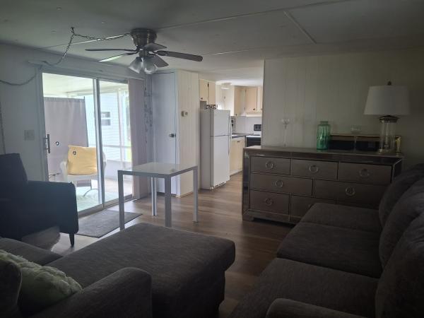 1982 Oakcreek 10L14332 Mobile Home