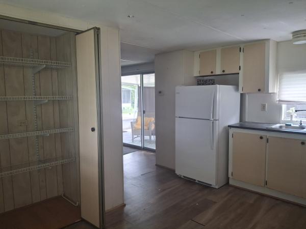 1982 Oakcreek 10L14332 Mobile Home